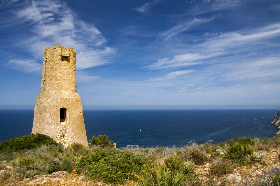 Craig Rowe Presents from the Coastal Town of Denia